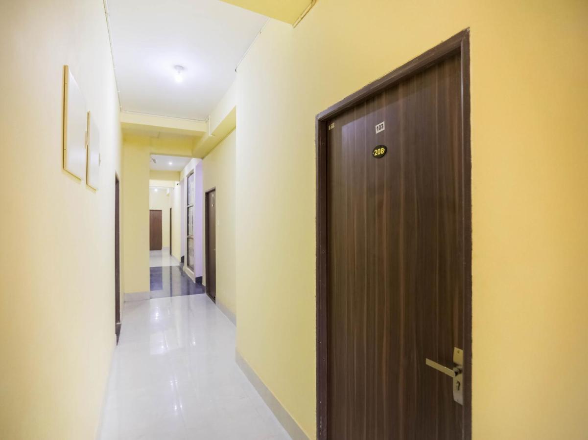 Flagship 76560 Hotel Vanss Bhubaneswar Exterior foto