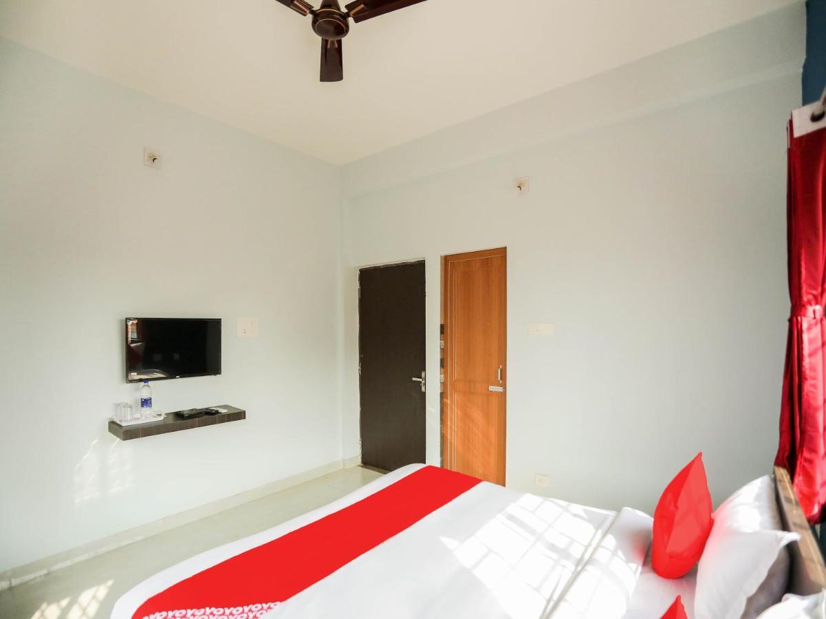 Flagship 76560 Hotel Vanss Bhubaneswar Exterior foto